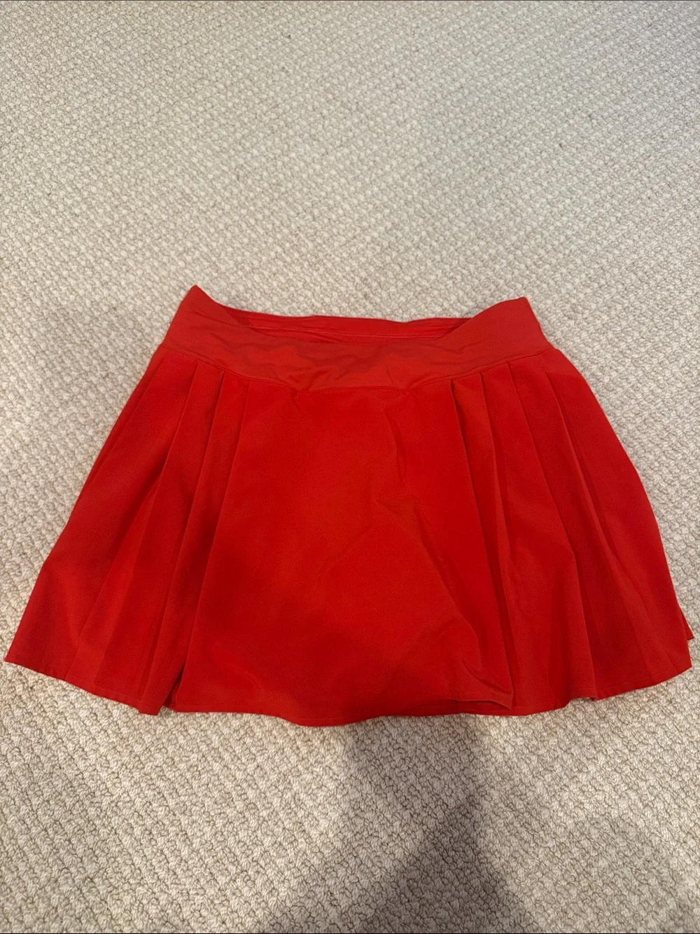 Lululemon red tennis skirt